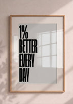 Póster 1% Better Every Day Gris — Ilustración Tipográfica (Ref.0100)